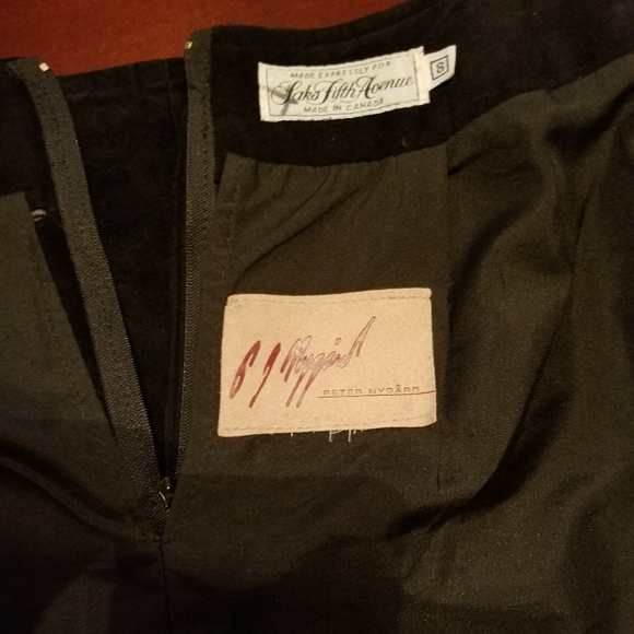 Peter Nygard Black Mini Skirt - Picture 9 of 10